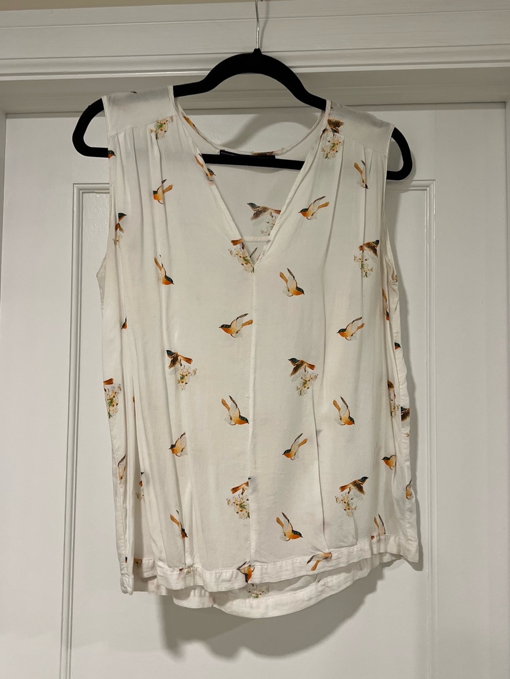 Zara White Sleeveless V-Neck Bird-Print Camisole
